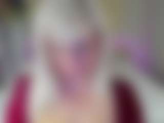 Live cam show with HellaFabel - Average on MyBangCams