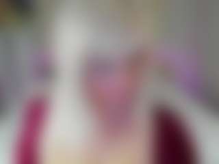 Live cam show with HellaFabel - MILF on MyBangCams