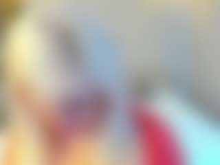 Live cam show with HellaFabel - Average on live18s.com