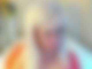 Live cam show with HellaFabel - Moaning on live18s.com