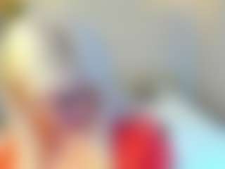 HellaFabel MILF webcam performer live streaming