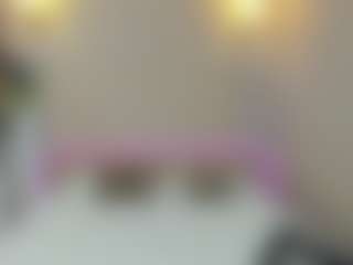 Live cam show with HellaFabel - Granny on xDating