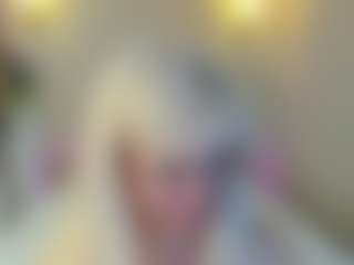 Live cam show with HellaFabel - Hot on studioflirtlive.com