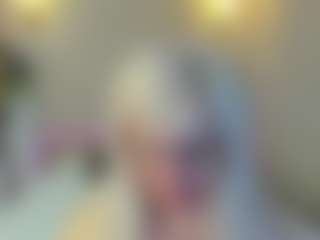 Live cam show with HellaFabel - Granny on Pornisteam.com