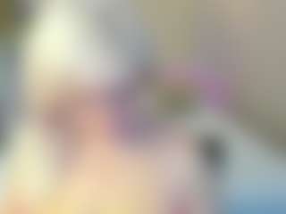 Live cam show with HellaFabel - Toys on Milf Play