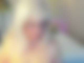 Live cam show with HellaFabel - Granny on alttransgirls