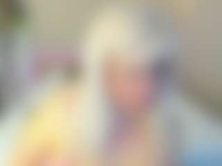 Live cam show with HellaFabel - Granny on Camsoda