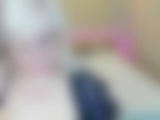 HellaFabel MILF webcam performer live streaming