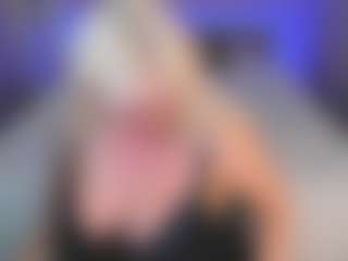 Live cam show with HellaFabel - Granny on SpunkLive
