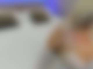 Live cam show with HellaFabel - Blonde Hair on studioflirtlive.com