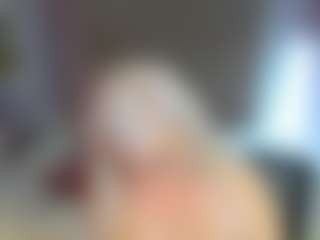 Live cam show with HellaFabel - Granny on CamClone