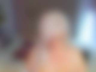 Live cam show with HellaFabel - Sexy on CamClone
