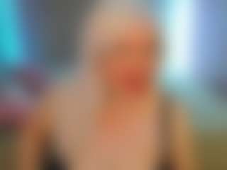 Live cam show with HellaFabel - Fetish on Dolls Live