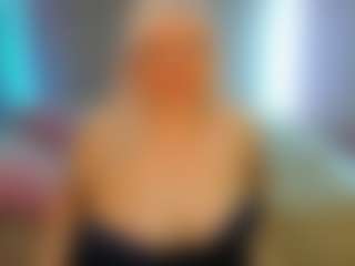 Live cam show with HellaFabel - Mature on CamClone