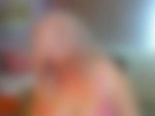 Live cam show with HellaFabel - Fingering White on TeamSkeetLive | united states