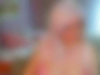 Live cam show with HellaFabel - Mature MILF on TeamSkeetLive