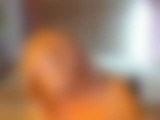 Live cam show with HellaFabel - Middle Aged on Camiplay Live