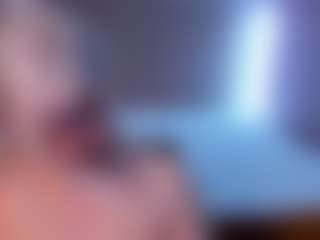 Live cam show with HellaFabel - Blonde Hair Middle Aged on TastyBlacksLive
