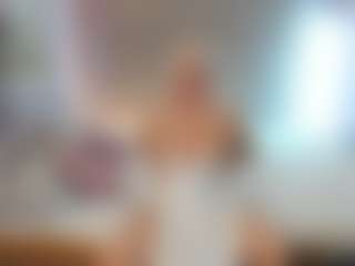 Live cam show with HellaFabel - Blonde Hair on sexylive.show