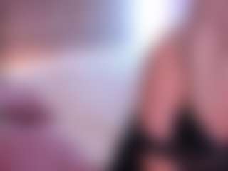 Live cam show with HellaFabel - Spy Granny on Camming Site