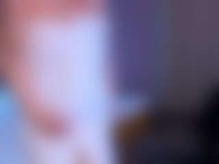 Live cam show with HellaFabel - Trimmed Granny on Uber Horny