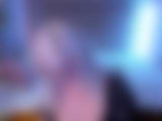 HellaFabel MILF webcam performer live streaming