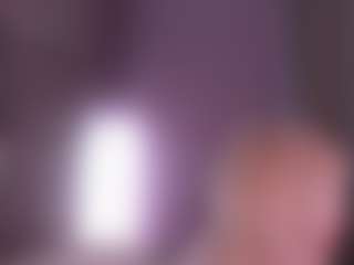 Live cam show with HellaFabel - Control on chickslive.net