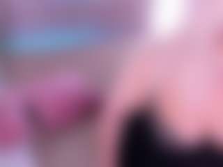 Live cam show with HellaFabel - Average on AdultVida.com