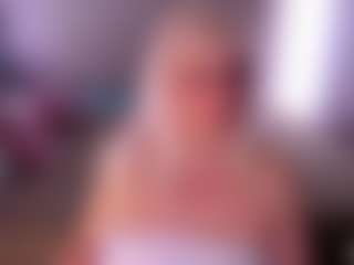 Live cam show with HellaFabel - Green Eyes on TeamSkeetLive