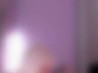 Live cam show with HellaFabel - Mature Middle Aged on Camiplay Live
