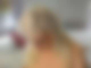 Live cam show with HellaFabel - Mature Toys on Chatstar