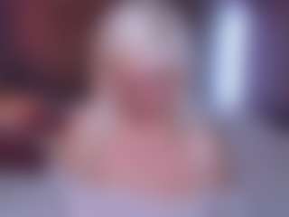Live cam show with HellaFabel - Blonde Hair on crypto-cams