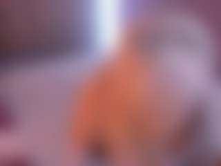Live cam show with HellaFabel - Blonde Hair on Streamer API