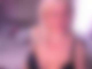 Live cam show with HellaFabel - Granny Big Ass on AdultVida.com