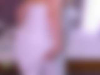 HellaFabel MILF webcam performer live streaming