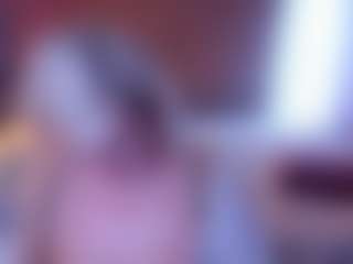 HellaFabel MILF webcam performer live streaming