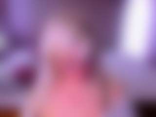 Live cam show with HellaFabel - Sexy on Dolls Live