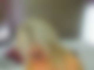 HellaFabel MILF webcam performer live streaming