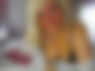 Live cam show with HellaFabel - Moaning on Camming Site