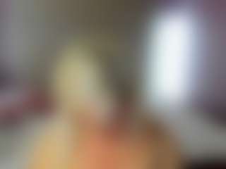 Live cam show with HellaFabel - Moaning on Uber Horny