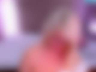 Live cam show with HellaFabel - Granny on Camsoda