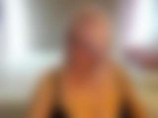 Live cam show with HellaFabel - Body Massage on SxyPornLive