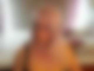 Live cam show with HellaFabel - Striptease Granny on Camsoda
