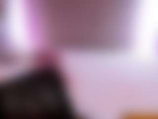 Live cam show with HellaFabel - Upskirt on Camsoda