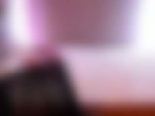 Live cam show with HellaFabel - Blonde Hair MILF on Camsoda
