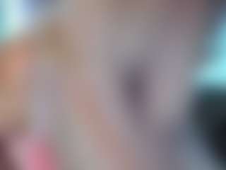 Live cam show with HellaFabel - Green Eyes on Camsoda