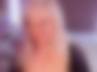 Live cam show with HellaFabel - Twerk on Camsoda