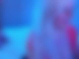 Live cam show with HellaFabel - Sexwebcam MILF on Hubzter Live