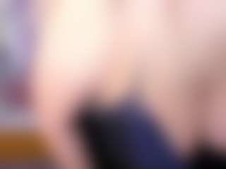 Live cam show with HellaFabel - Middle Aged on Camsoda