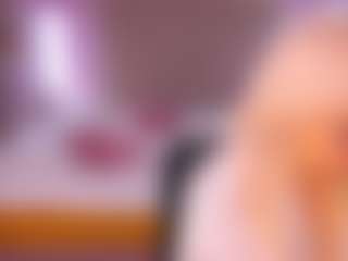 Live cam show with HellaFabel - Sexy on CamClone